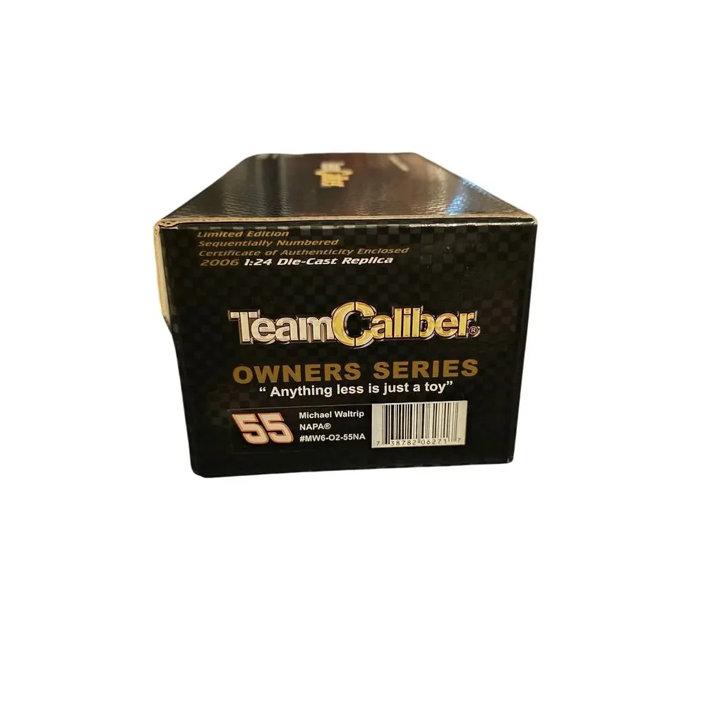 Michael Waltrip #55 NAPA 2006 Dodge Charger 1/24 Team Caliber SIGNED Diecast